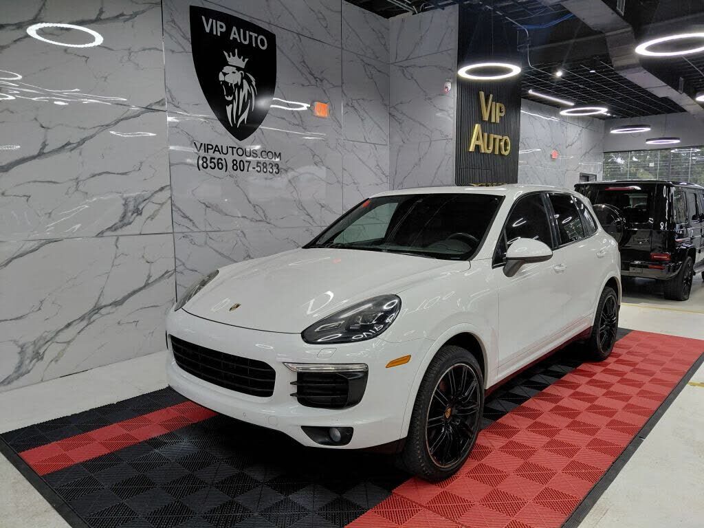2018 PORSCHE Cayenne