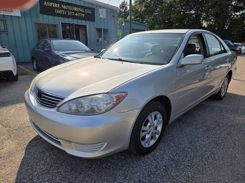 2005 TOYOTA Camry