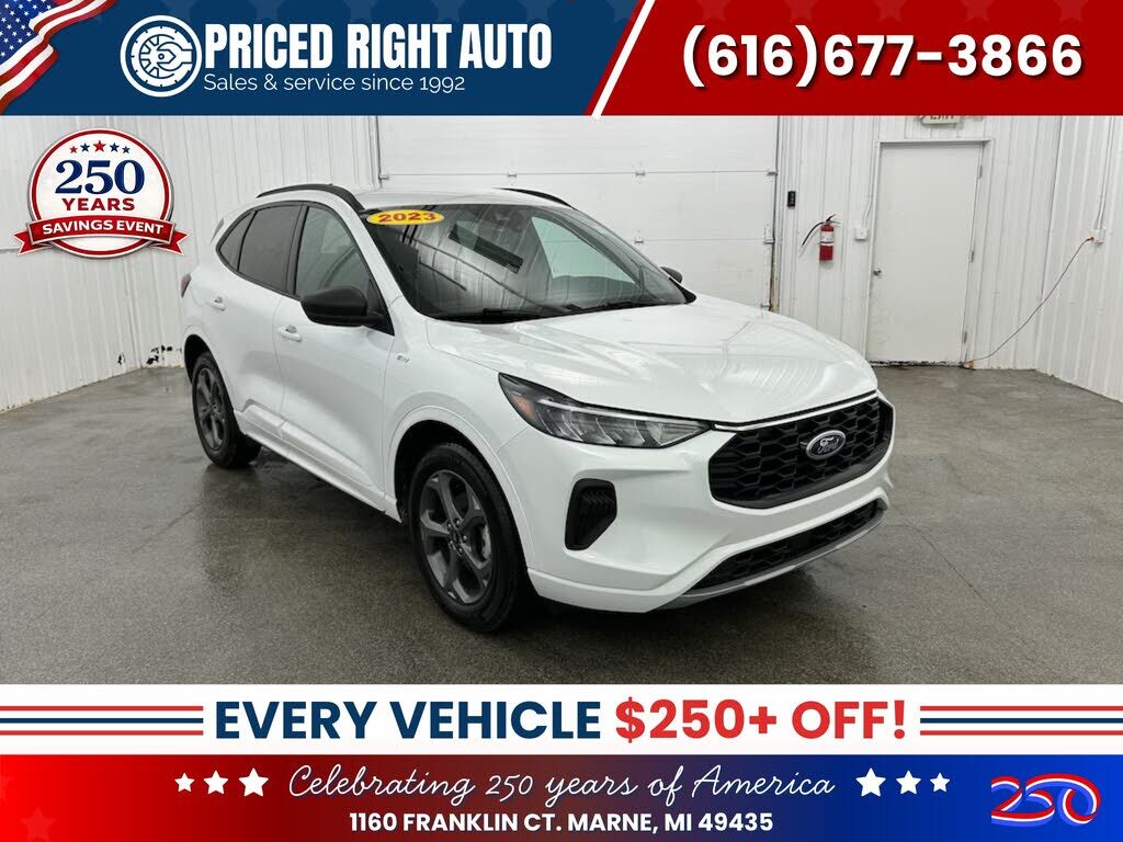 2023 FORD Escape