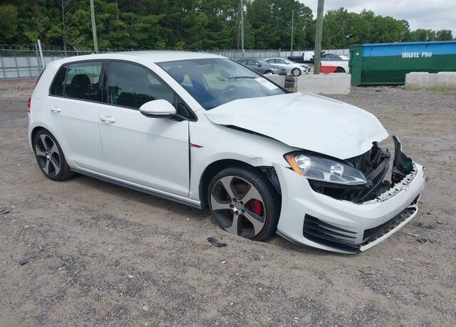 2016 VOLKSWAGEN Golf GTI