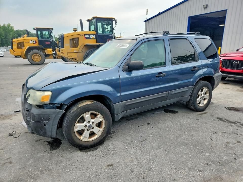 2005 FORD Escape