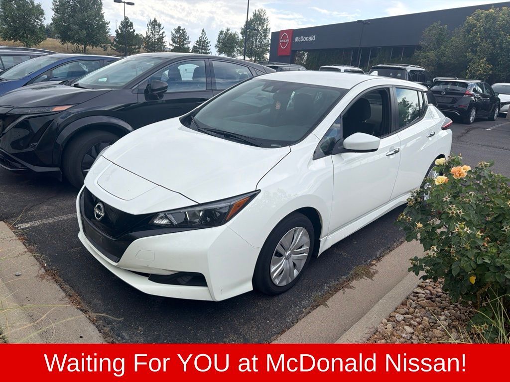 2025 NISSAN Leaf