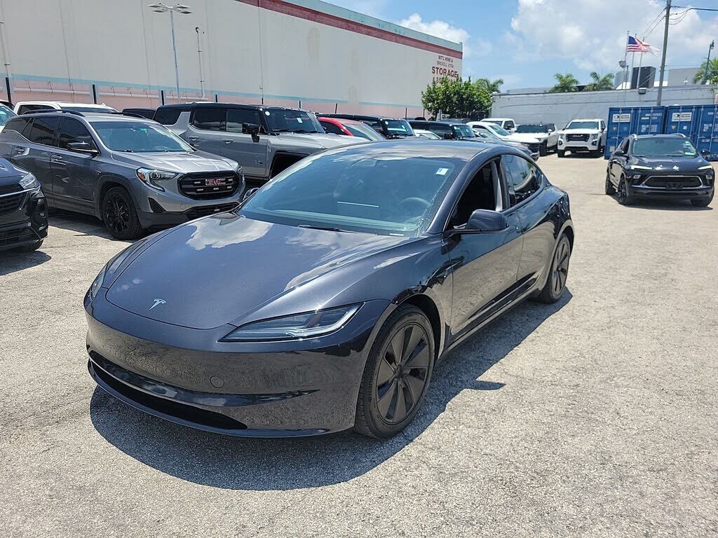 2024 TESLA Model 3