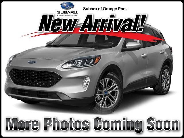 2021 FORD Escape