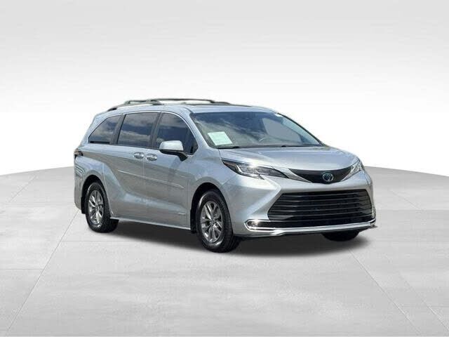 2021 TOYOTA Sienna