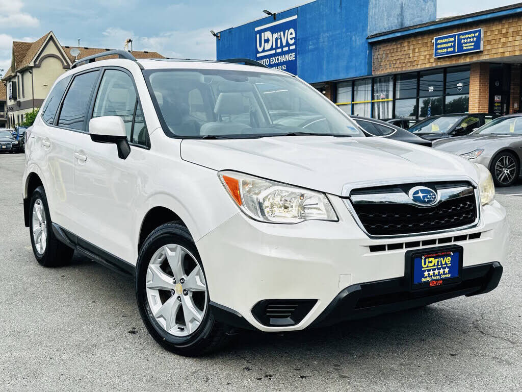 2015 SUBARU Forester
