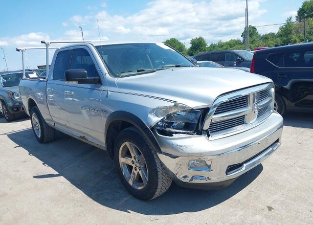 2012 DODGE Ram