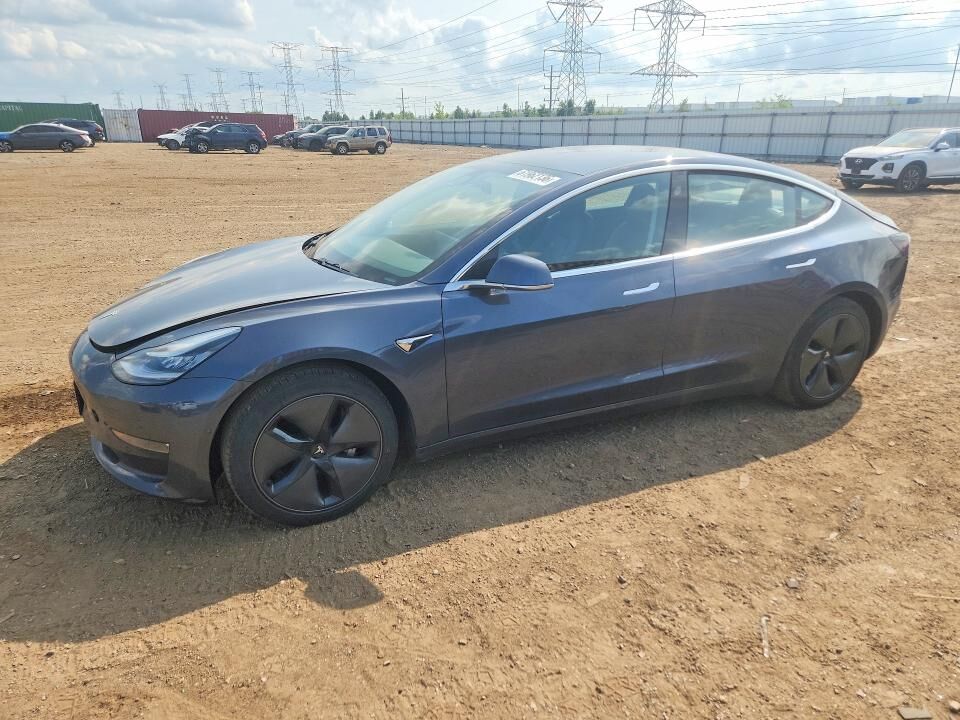 2018 TESLA Model 3