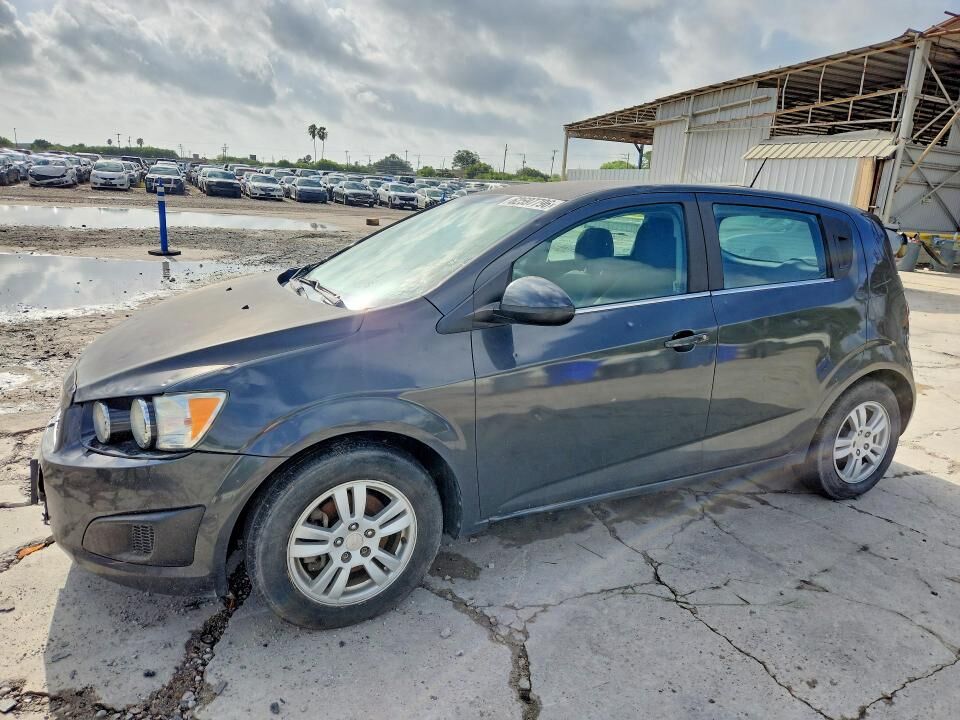 2016 CHEVROLET Sonic