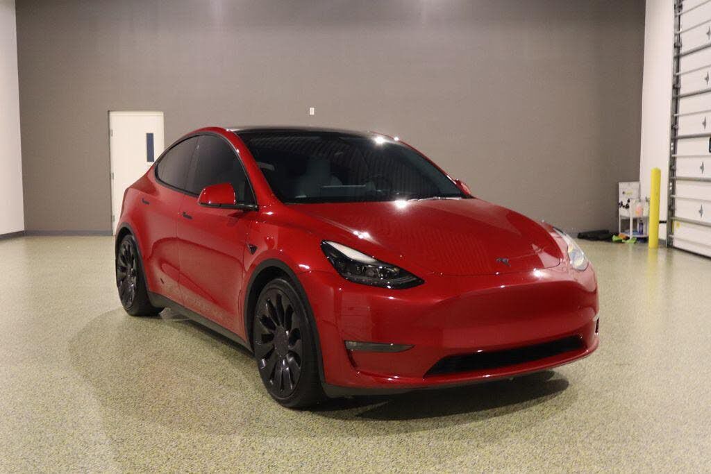 2022 TESLA Model Y