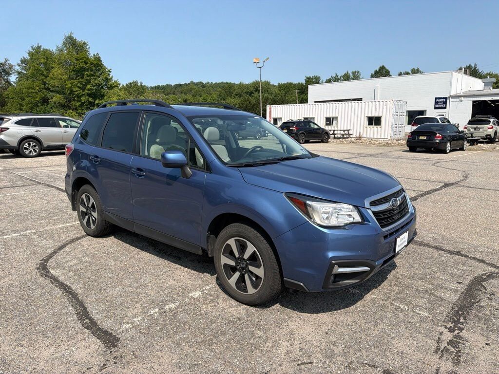 2018 SUBARU Forester