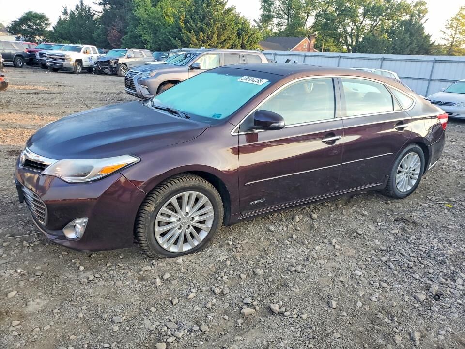 2013 TOYOTA Avalon