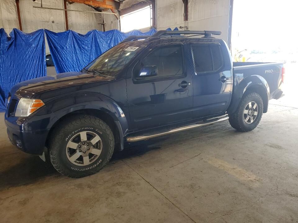 2011 NISSAN Frontier
