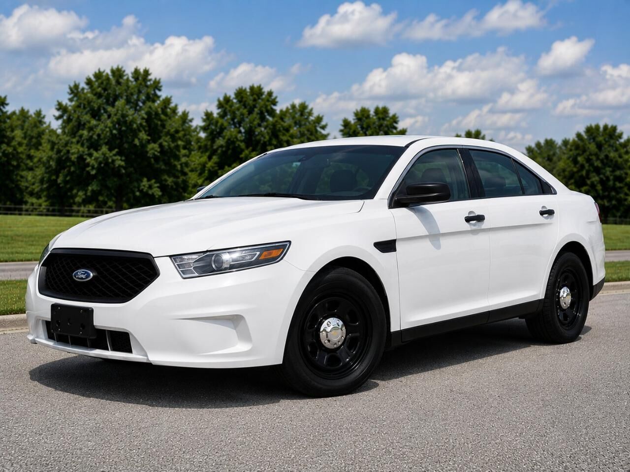 2013 FORD Taurus