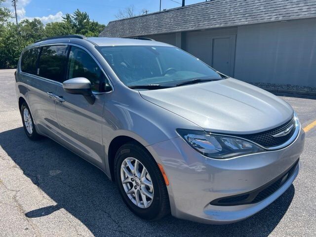 2021 CHRYSLER Voyager