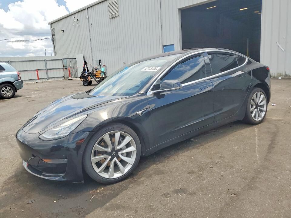 2018 TESLA Model 3