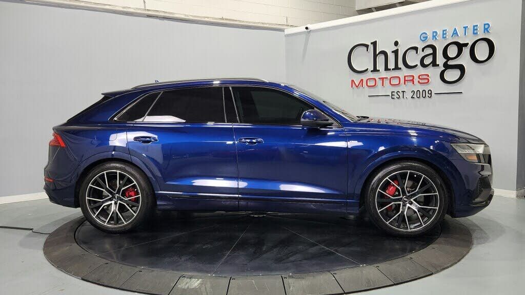 2019 AUDI Q8