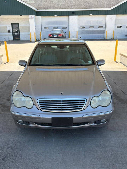 2004 MERCEDES-BENZ C-Class