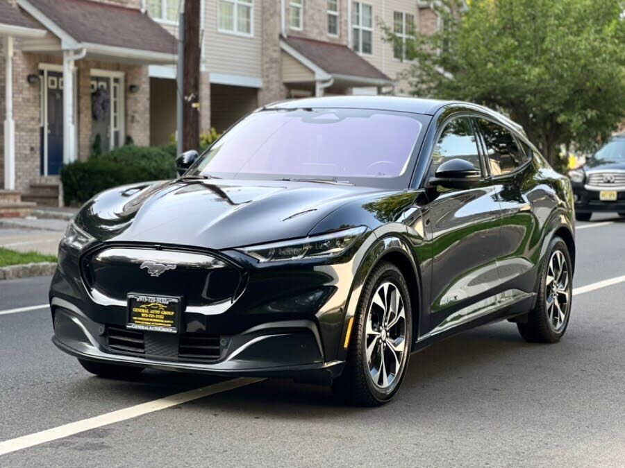 2021 FORD Mach-E