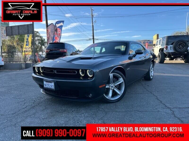 2017 DODGE Challenger