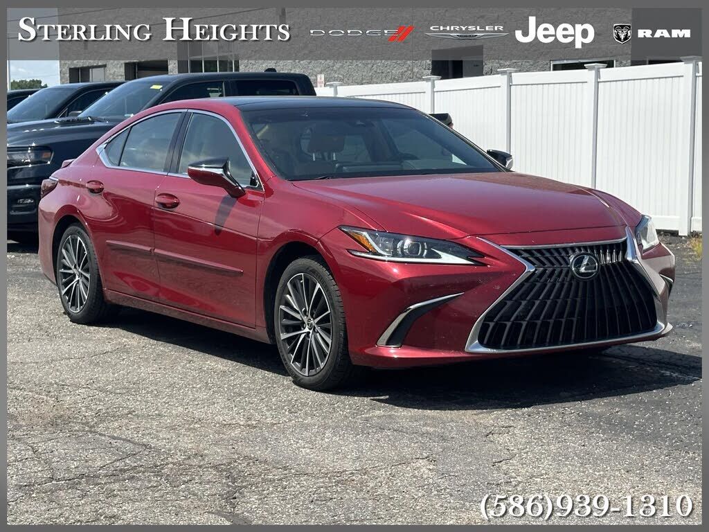 2022 LEXUS ES