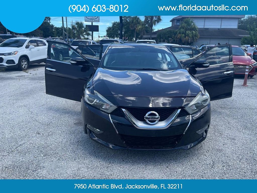 2017 NISSAN Maxima