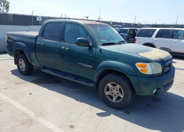 2004 TOYOTA Tundra