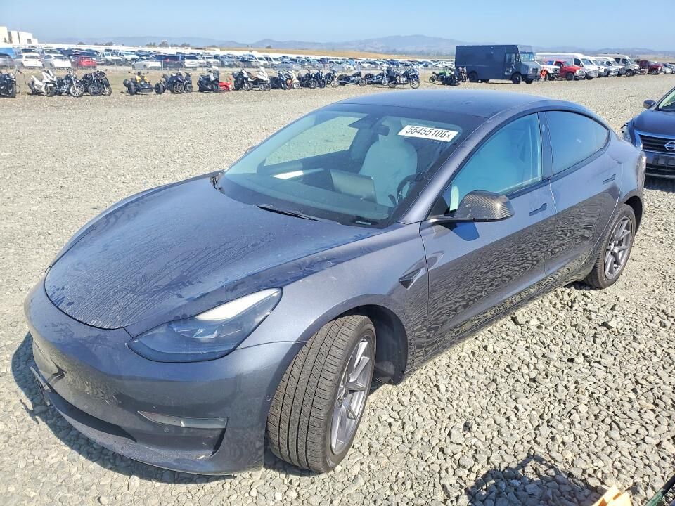2022 TESLA Model 3
