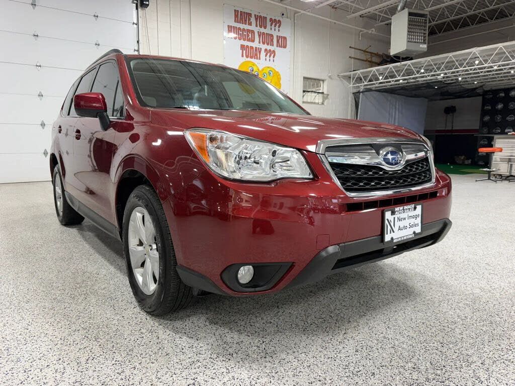 2016 SUBARU Forester