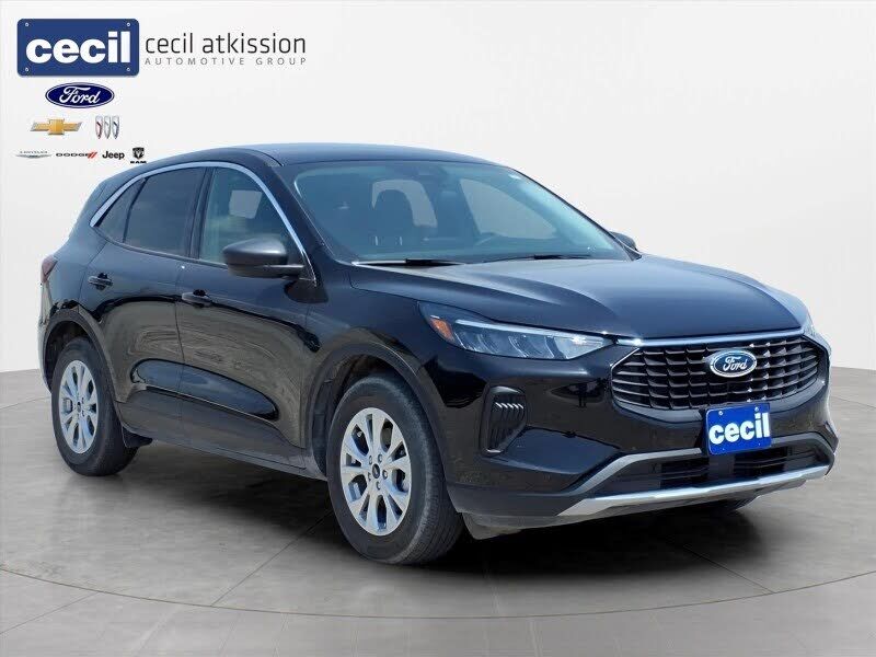 2024 FORD Escape
