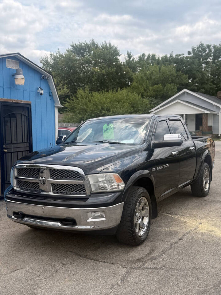 2011 DODGE Ram