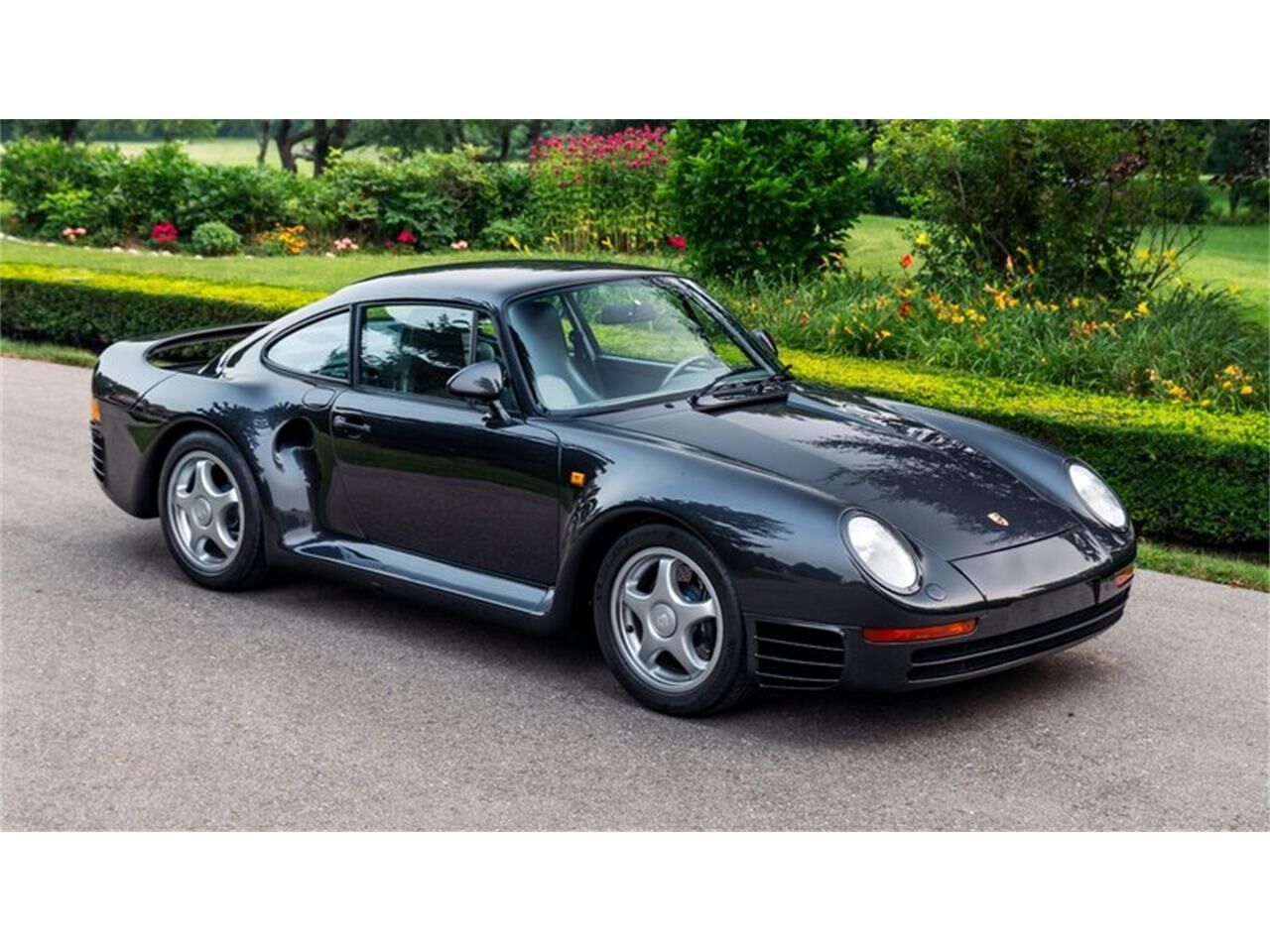 1988 PORSCHE 944
