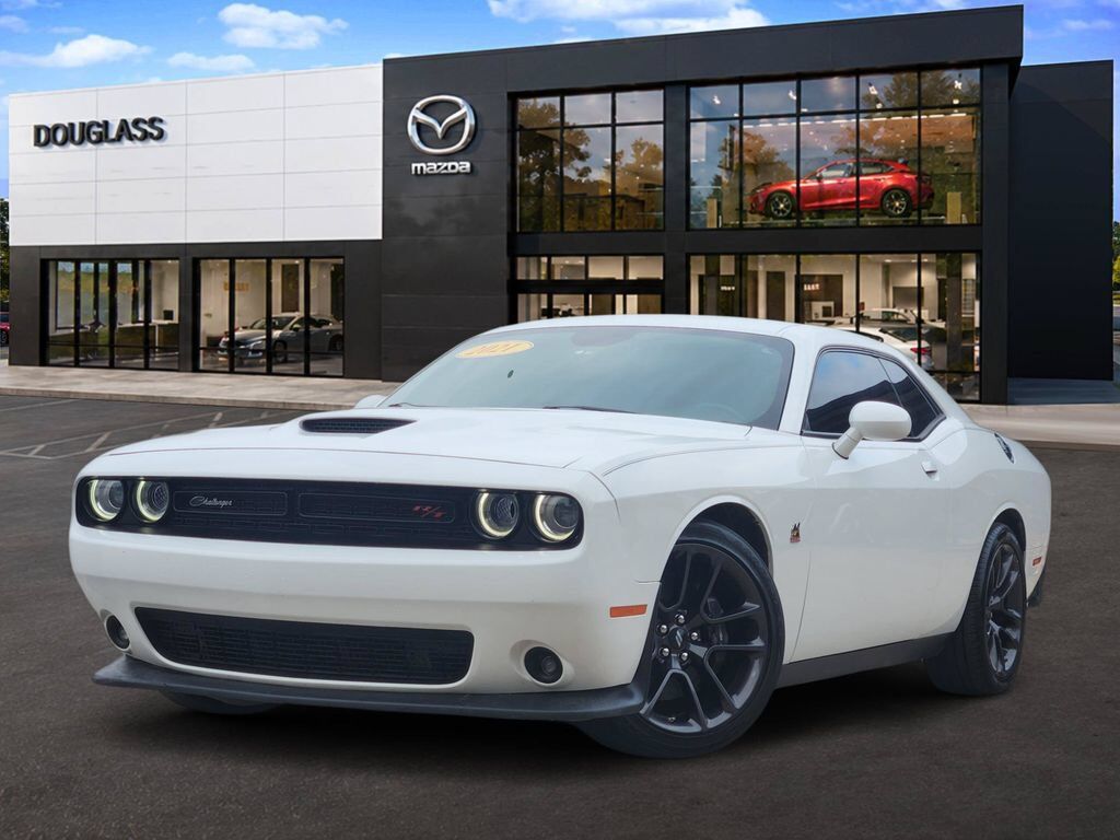 2021 DODGE Challenger