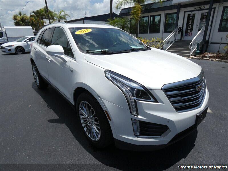 2017 CADILLAC XT5