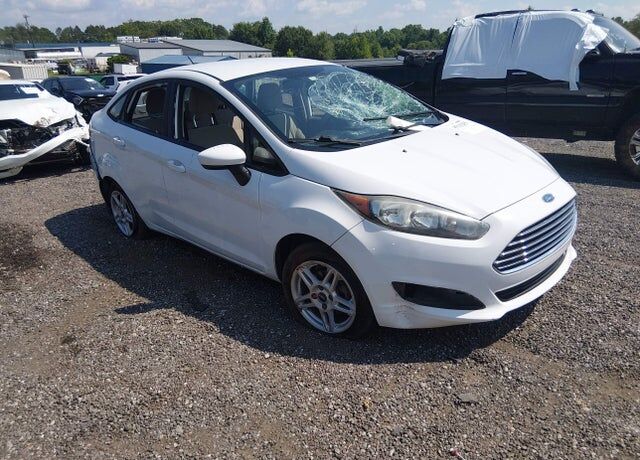 2017 FORD Fiesta