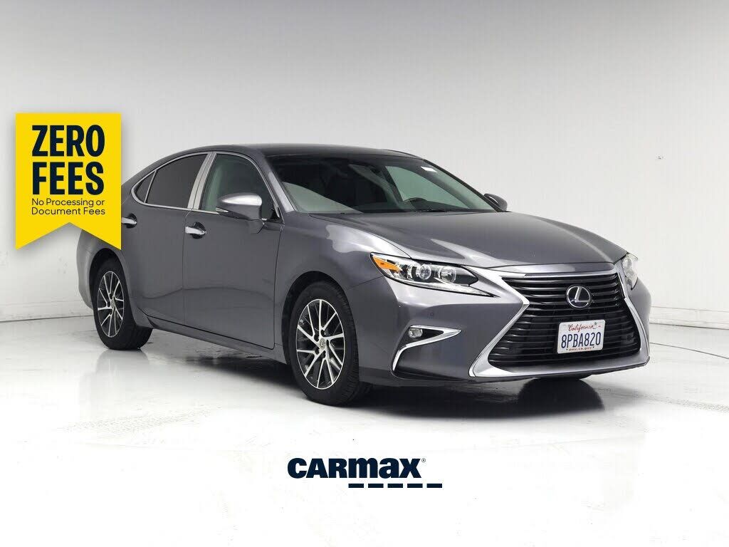 2016 LEXUS ES