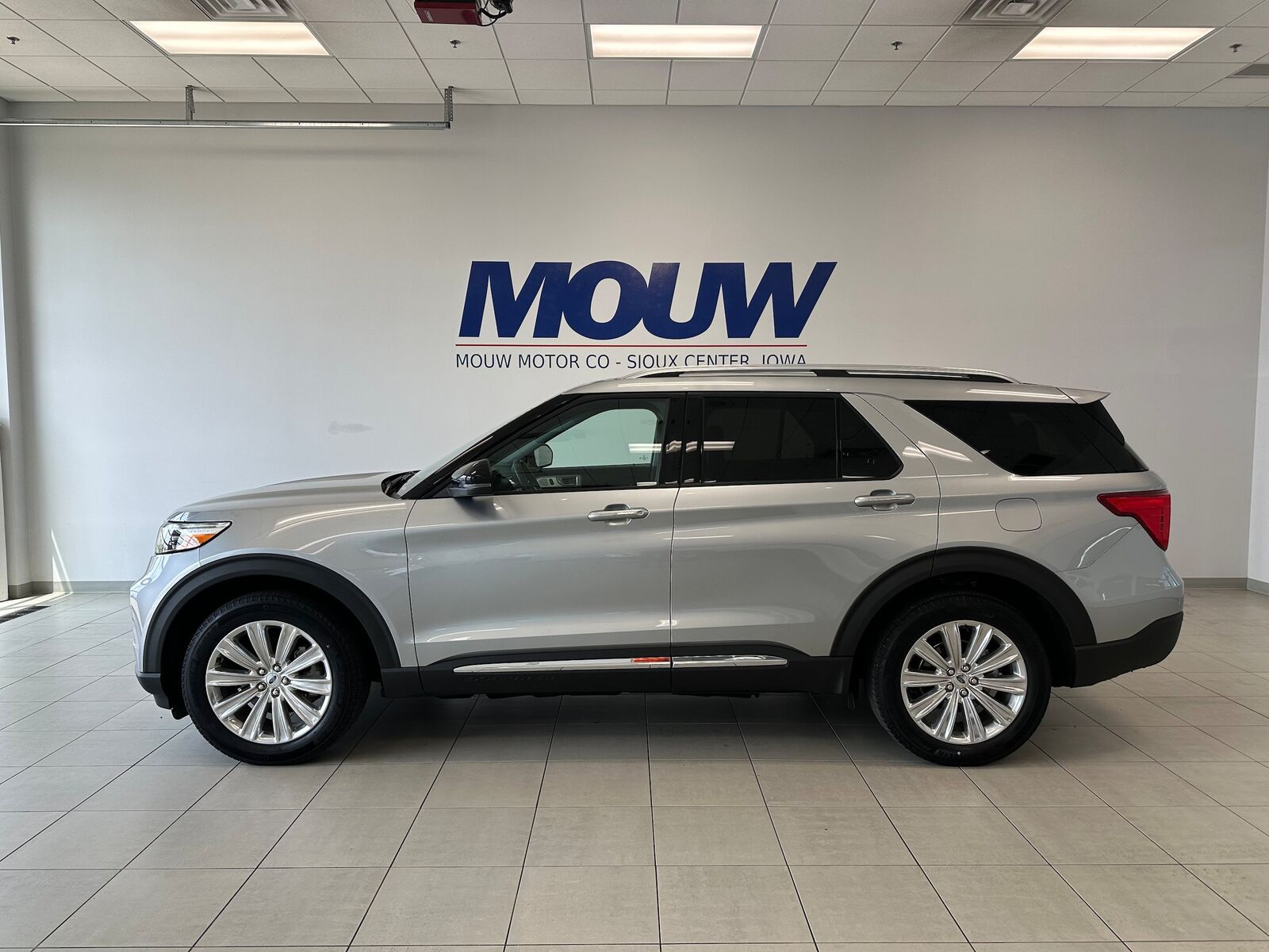 2024 FORD Explorer
