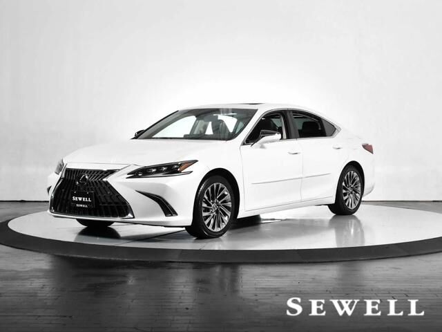 2024 LEXUS ES
