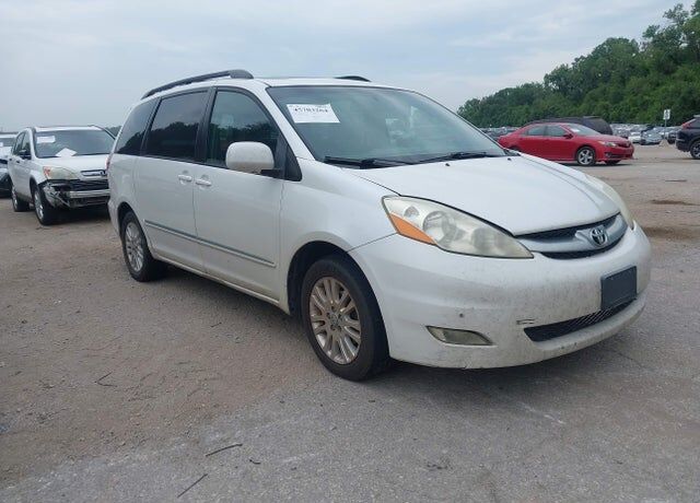 2008 TOYOTA Sienna