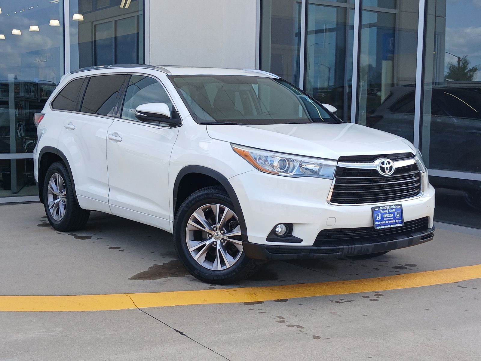 2015 TOYOTA Highlander