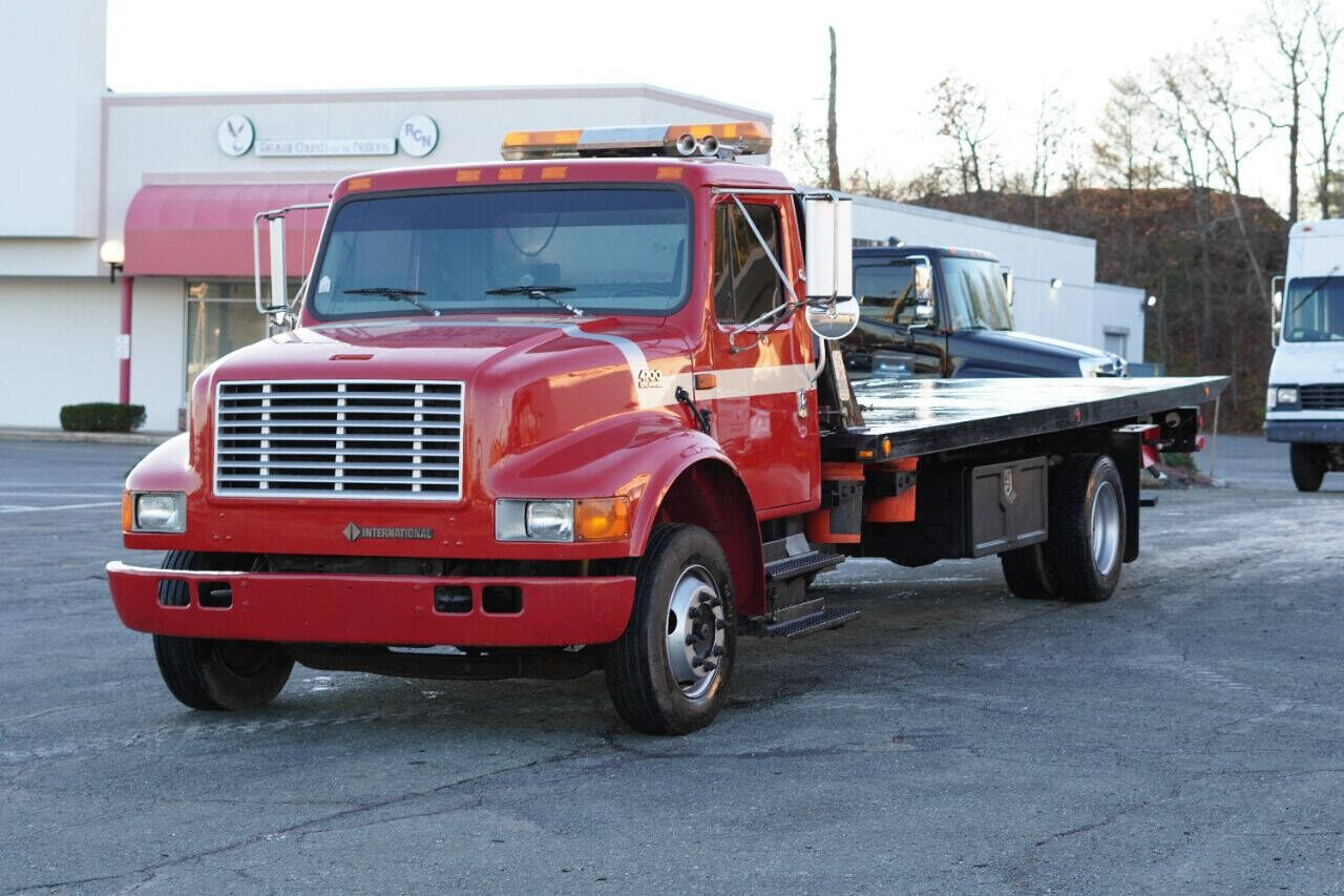2001 INTERNATIONAL 4700