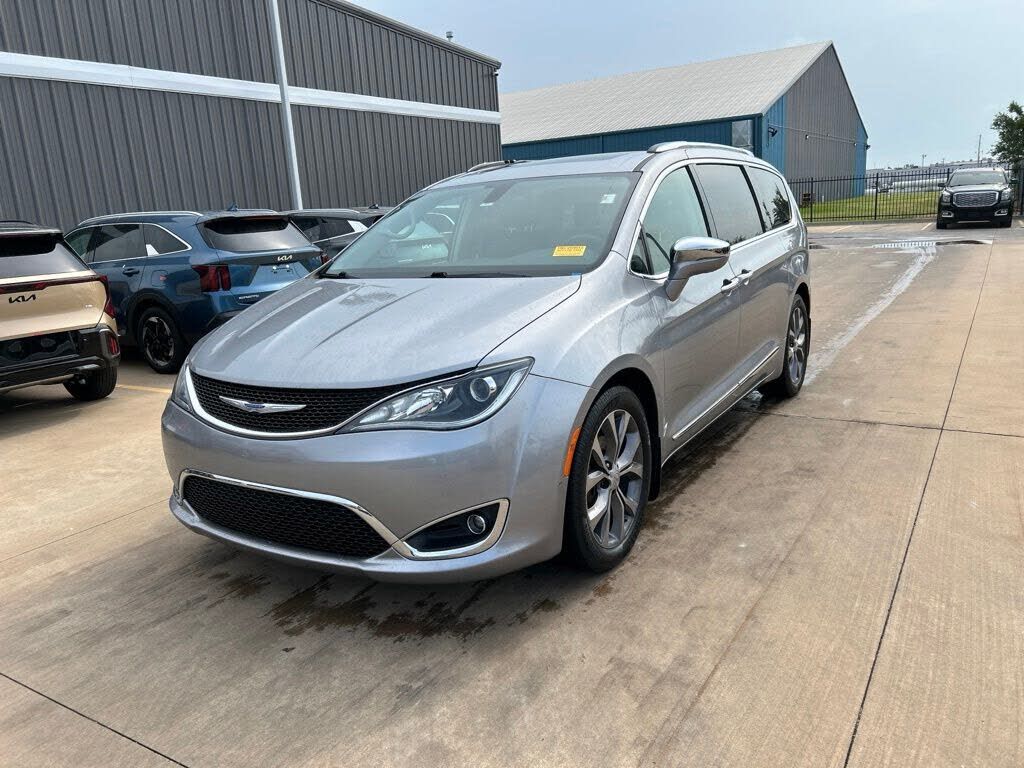 2018 CHRYSLER Pacifica