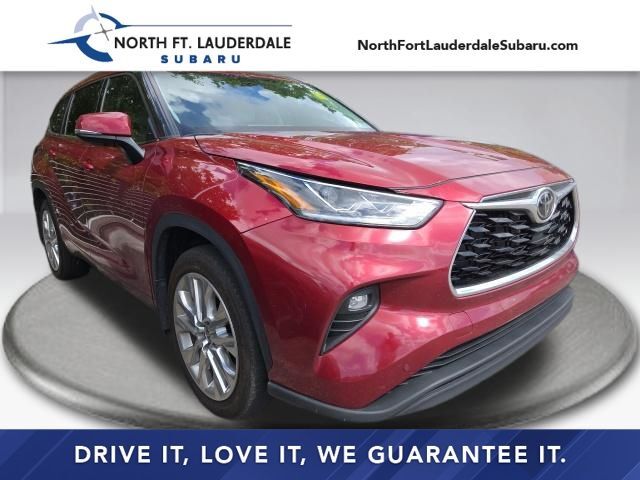 2025 TOYOTA Highlander