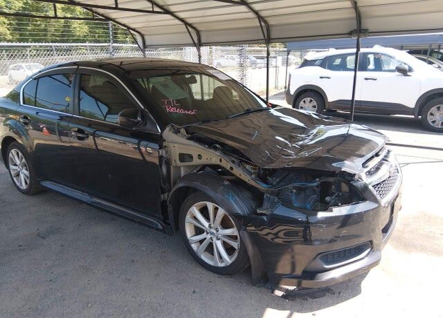 2014 SUBARU Legacy