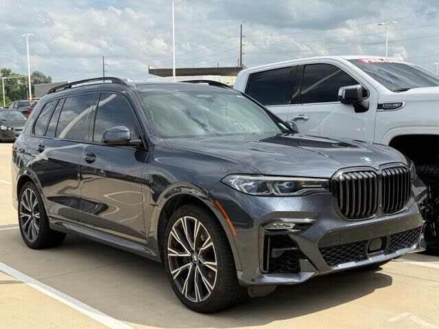 2021 BMW X7