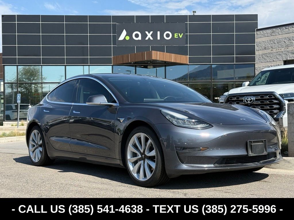 2018 TESLA Model 3