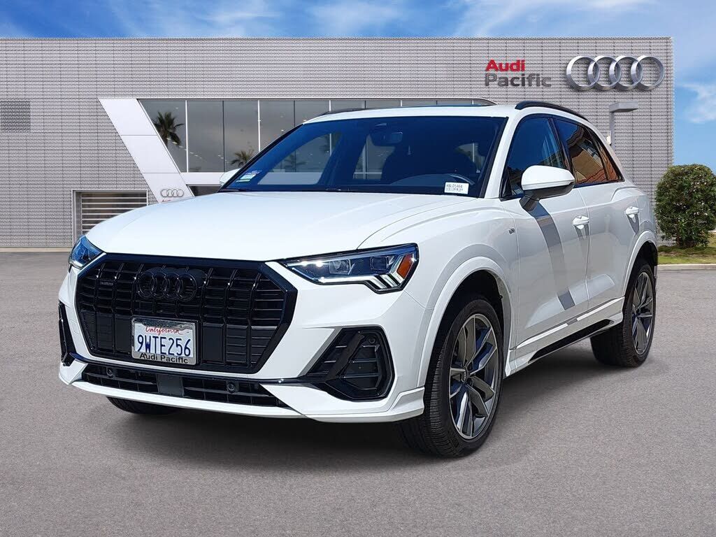 2025 AUDI Q3