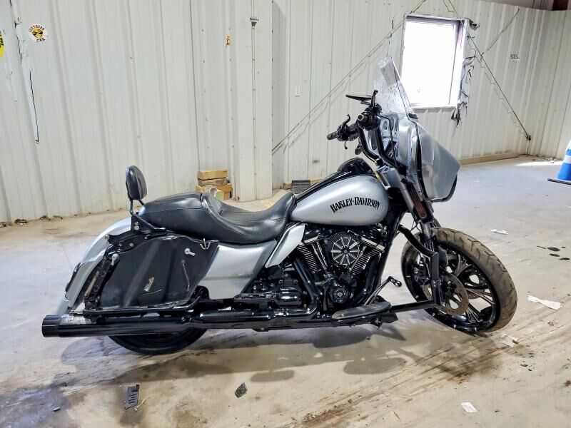 2019 HARLEY DAVIDSON FLHXS / Street Glide Special