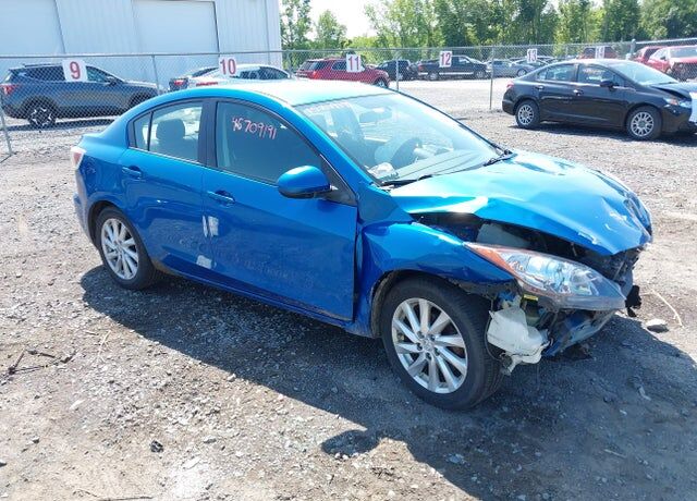 2012 MAZDA Mazda3