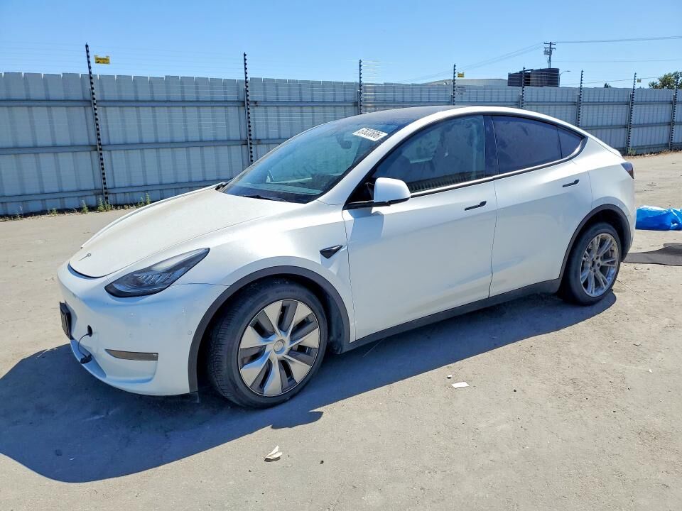 2022 TESLA Model Y